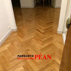 Pose parquet baton rompu avec vitrification